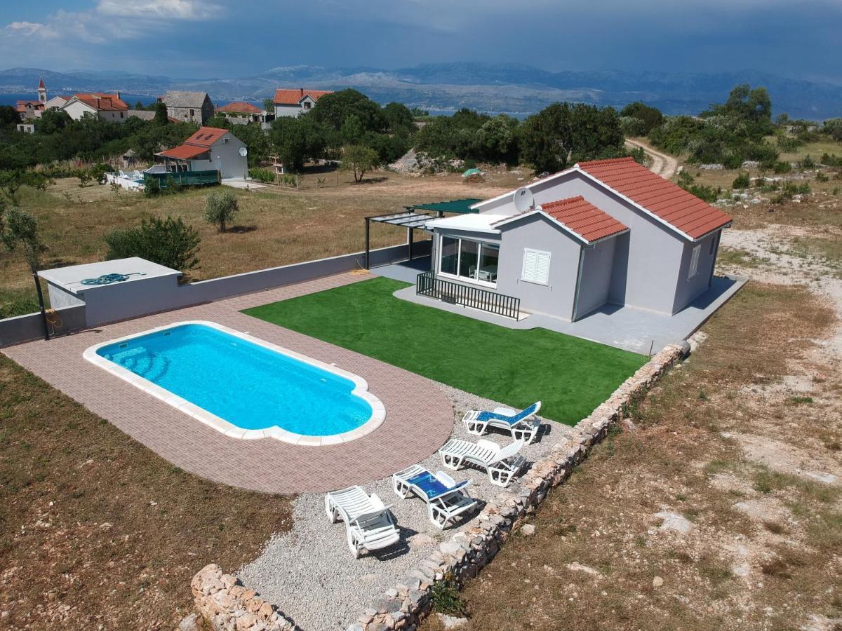 Villa Nane Garden House With Heated Pool Mirce Exterior foto